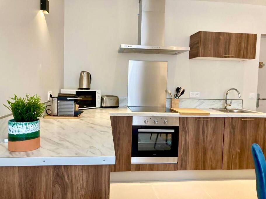 Le Palm Appartement Elegant & Design En Bord Riviere Collobrieres Luaran gambar